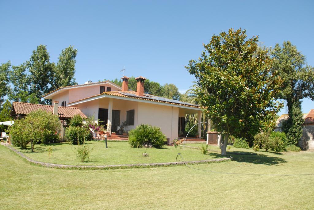 B&B Fra E Fe Arborea Exterior foto