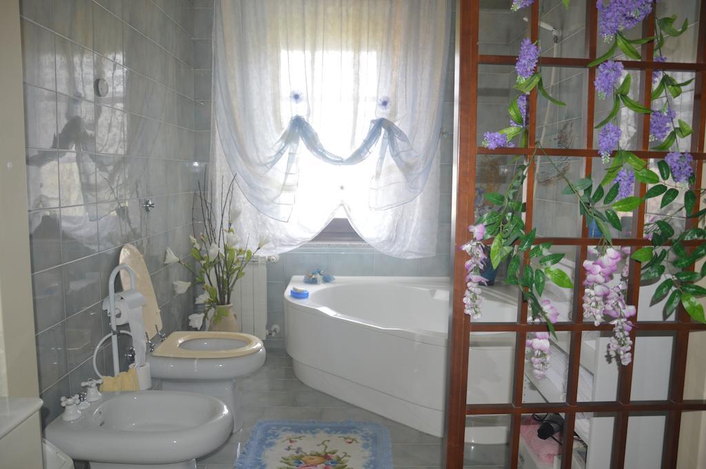 B&B Fra E Fe Arborea Habitación foto